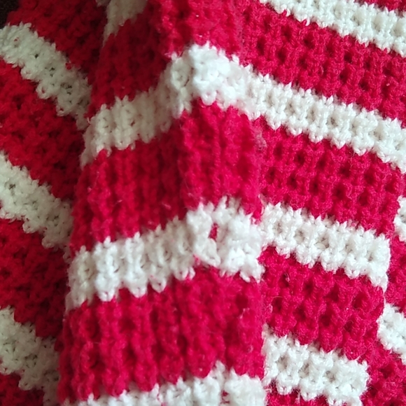 Romeo and Juliet couture sweater - Picture 4 of 4